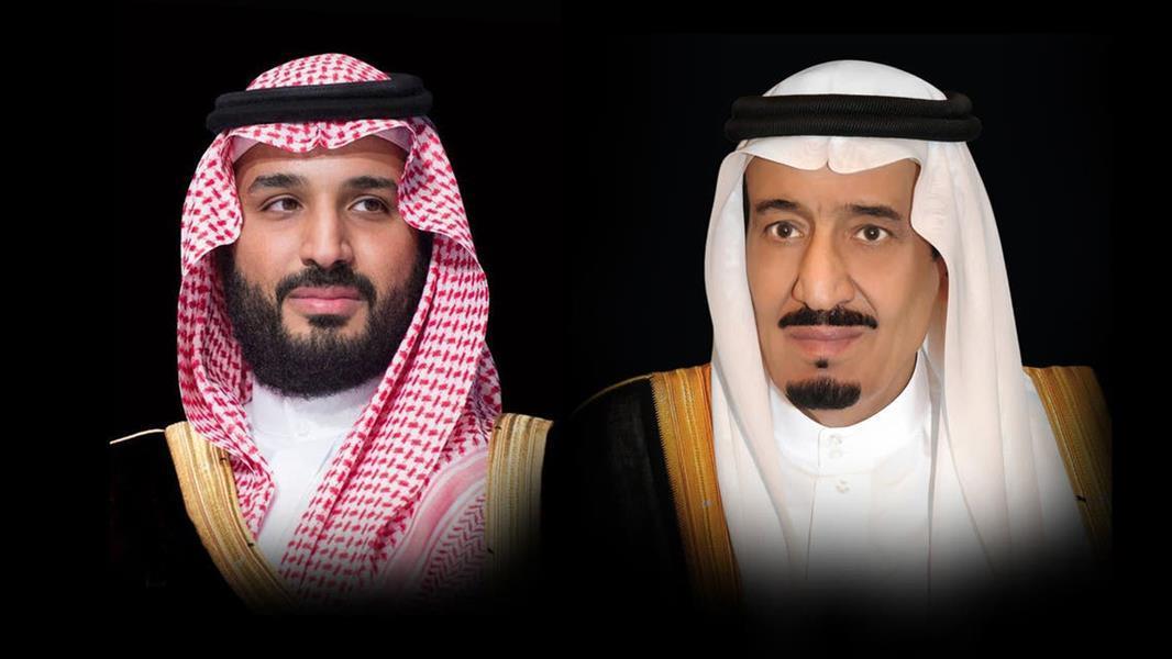 بعث خادم الحرمين الشريفين الملك سلمان بن عبدالعزيز وولي العهد الأمير محمد بن سلمان بن عبدالعزيز، ببرقيتي عزاء ومواساة للرئيس المصري عبدالفتاح السيسي، في ضحايا ومصابي حـادثة احتراق كنيسة المنيرة بمحافظة الجيزة. وعبّر خادم الحرمين الشريفين وولي العهد في برقيتهما عن أحر التعازي والمواساة في ضحايا الـحادث الذي نتج عنه عدد من الوفيات والإصابات. كما أعرب الملك سلمان والأمير محمد بن سلمان عن أحر التعازي وصادق المواساة لأسر المتوفين، وأمنياتهما للمصابين بالشفاء العاجل.